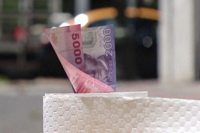 7 mil pesos