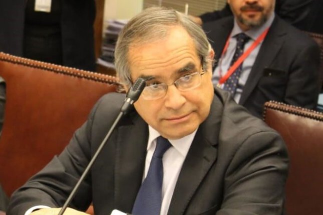 Senador Pugh