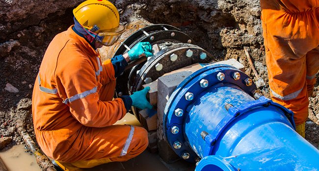 Well Water Pressure Drops then Comes Back - (3 Easy Ways To Fix) 3 City water pipeline
