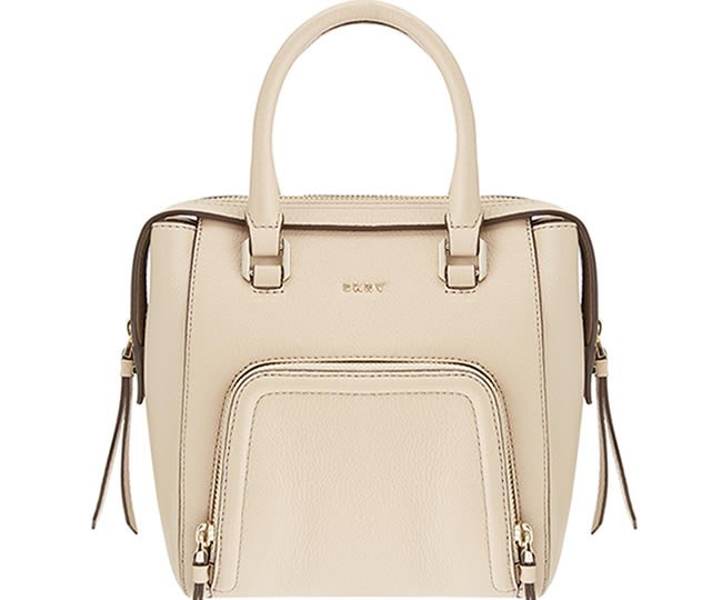 Estilo deportivo tecnológico en Bolsos DKNY