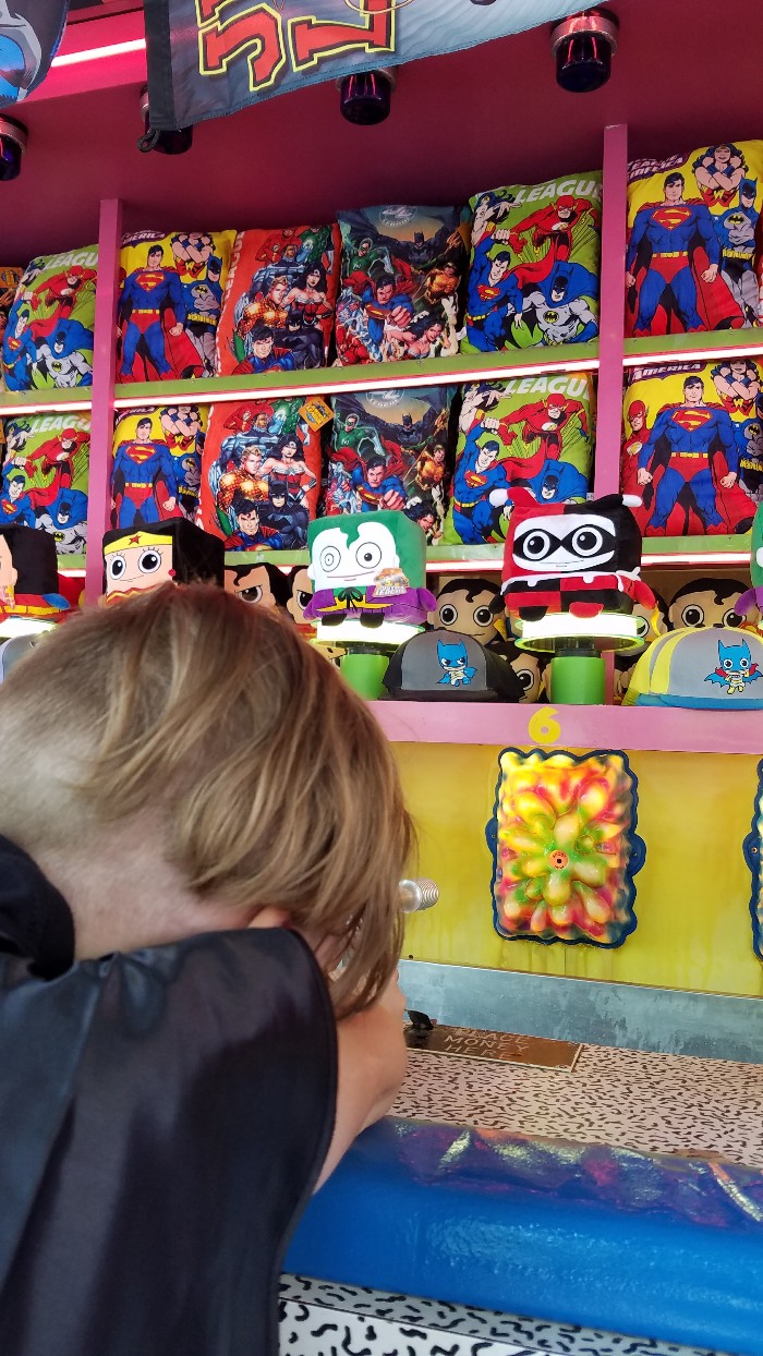 Six Flags Over Atlanta New Battle for Metropolis 4D Ride is Sweet 27 Battle for Metropolis Review, kid friendly, gauge rybak