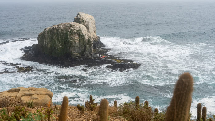 Punta de Lobos: Olas perfectas para el surf, probar y reparar trajes gratis - fulloutdoor