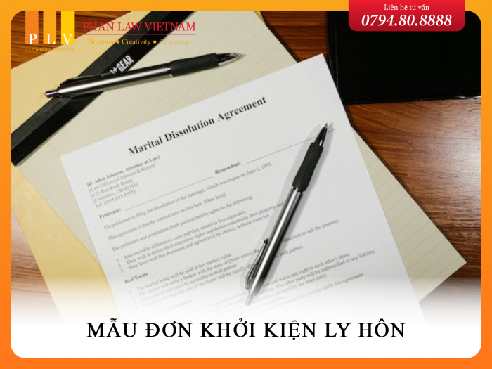 Mẫu đơn khởi kiện ly hôn được thể hiện như thế nào?