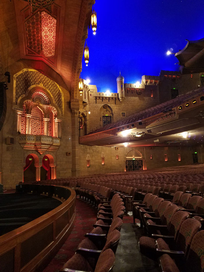 20 Totally Killer and Uber Romantic Date Ideas in Atlanta, Georgia 19 Fox Theater, Atlanta Georgia,