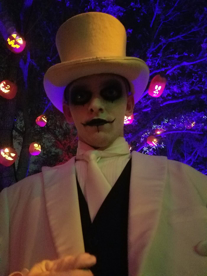 Halloween Horror Nights 27