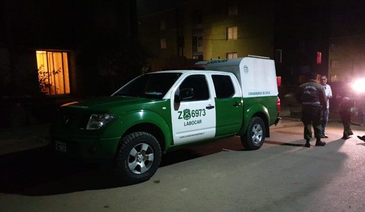 La noche del miércoles fue detenido por Carabineros de Quintero un individuo que mantenía una orden de detención pendiente por homicidio frustrado, identificado con las iniciales  C. B. L. F., quien fue puesto a disposición del Ministerio Publico. 