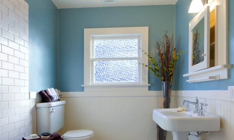 Jendela di kamar mandi, Sumber: modernize.com