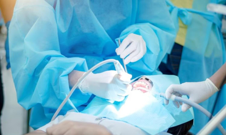 Pengobatan kanker rongga mulut, Sumber: hellosehat.com