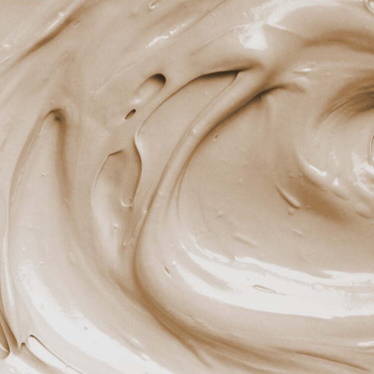 Smooth and Hydrating Skin Cream Texture