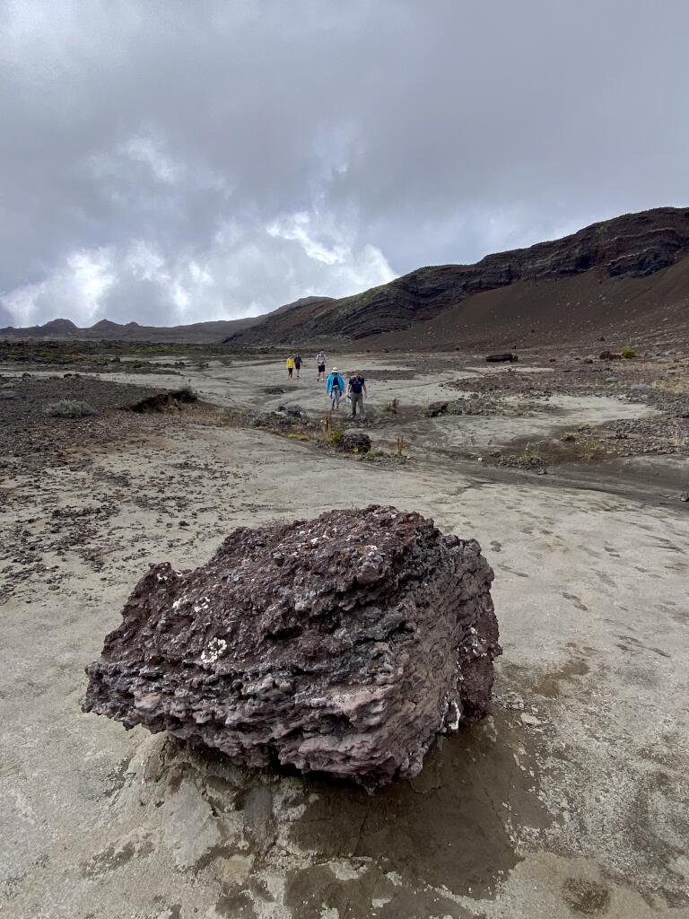 randonnees-volcaniques-piton-de-la-fournaise-ascension-guidee-du-piton-de-la-fournaise_IMG_0662