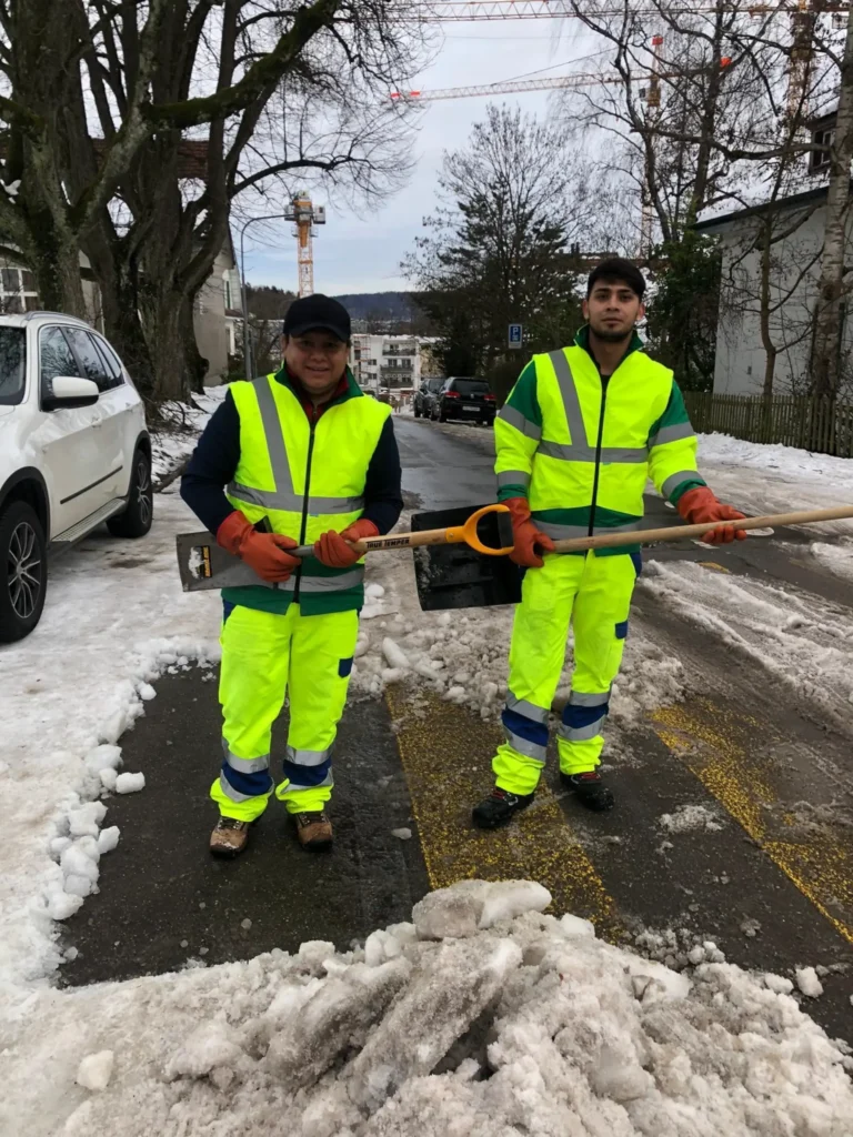 Schneeräumung innerhalb von 24 Stunden in Zürich