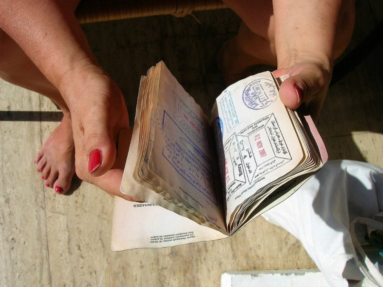 best places to expat to, green card renewal, who needs a Visa for thailand