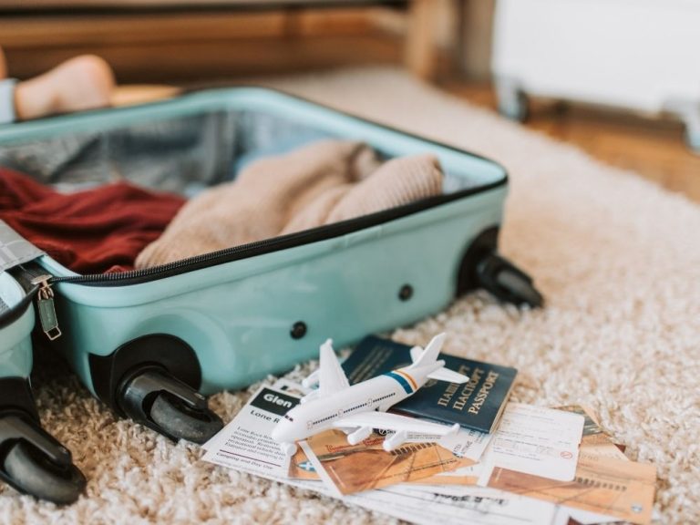 suitcase, travel tips, packing, vacation, travel beauty essentials