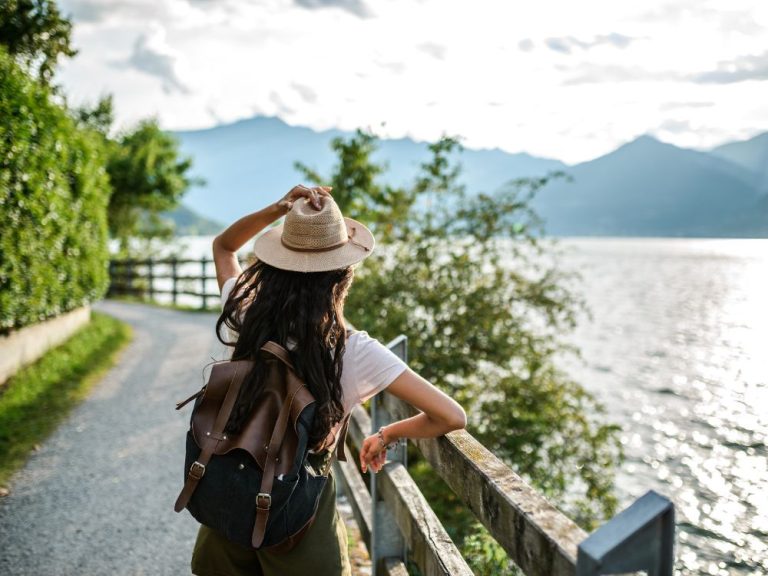 traveling, How to Become a Travel Curator