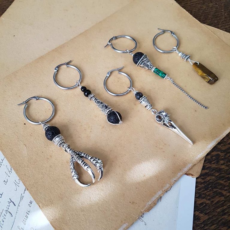 about antikuos jewellery