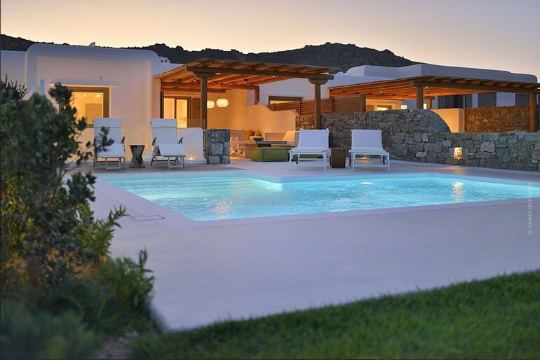 Villa Elias