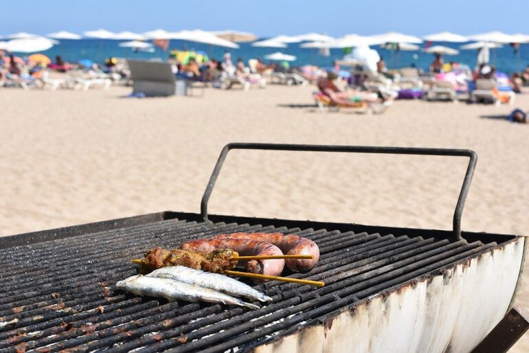 BBQ, unusual Christmas vacation ideas