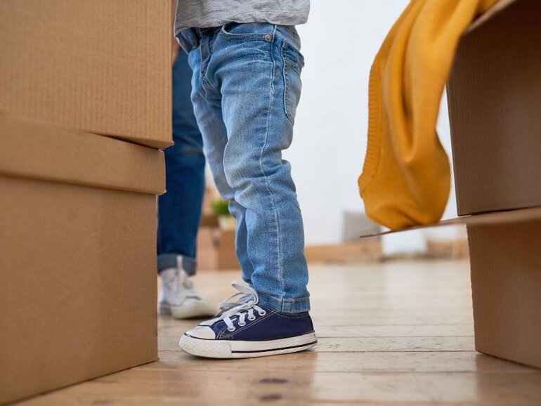 8 Loving Ways to Prepare for Moving with Kids - Parenting