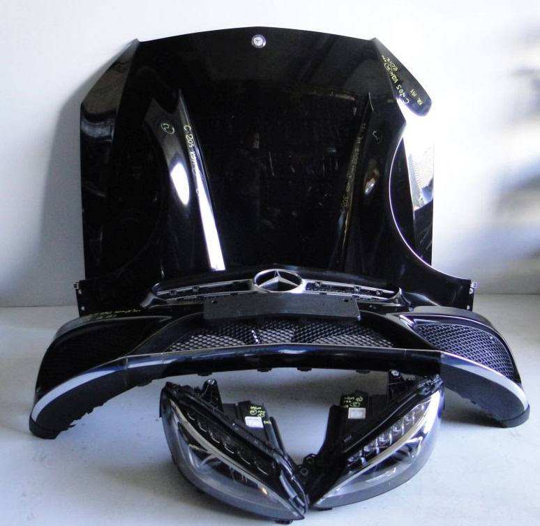 MERCEDES C KLASA W205 MASKA POKRYWA CZARNY METALIK