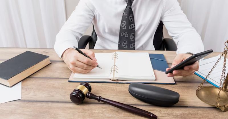 Các hình thức tổ chức hành nghề luật sư.