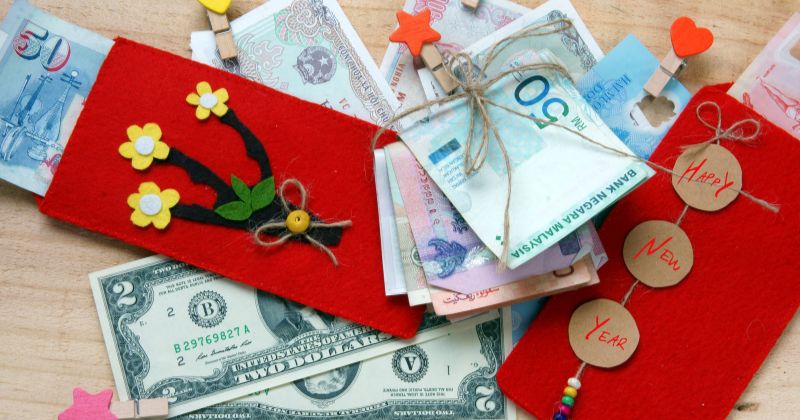Tiền lì xì của con là tài sản riêng của con
