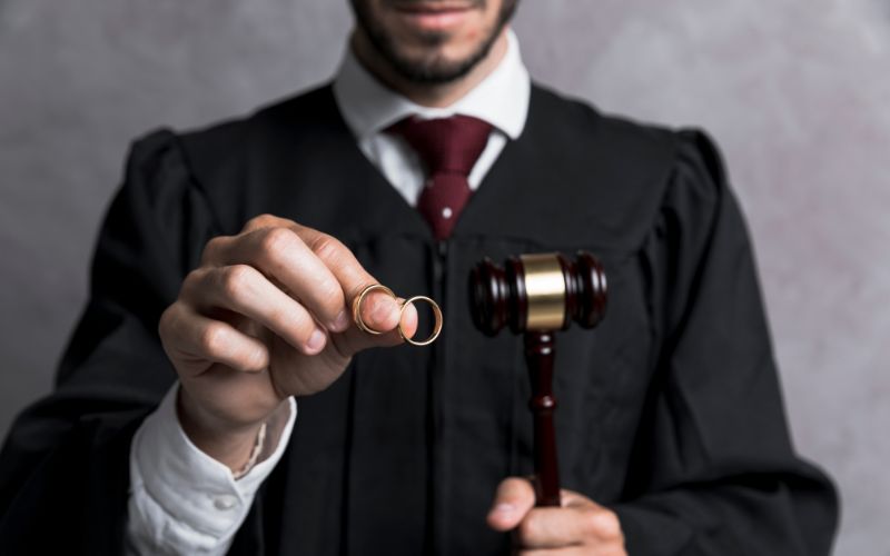 Hôn nhân ép buộc có phải là hành vi trái pháp luật?