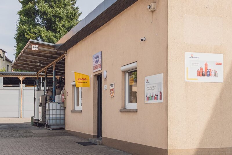 Aufnahme des Bürogebäudes auf dem Betriebsgelände von Otto Grund in Zweibrücken.