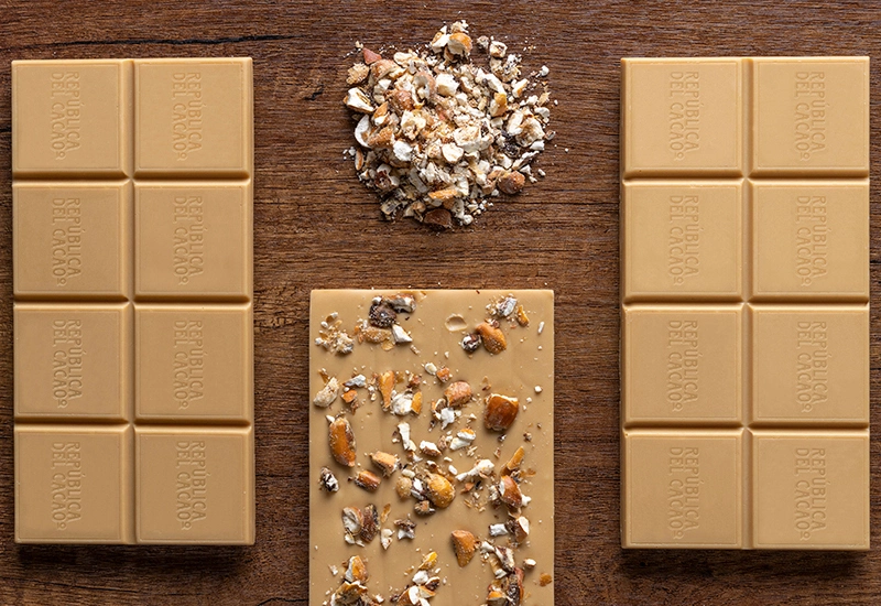Ecuador 33% Chocolate Bars with Toasted Corn (Photo 2)