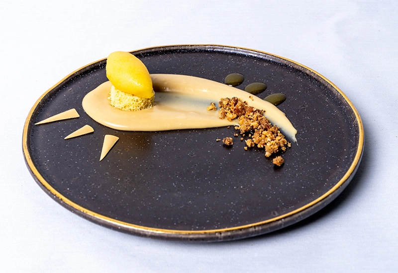 Ecuador 33% Chocolate Dessert with Toasted Corn (Photo 1)