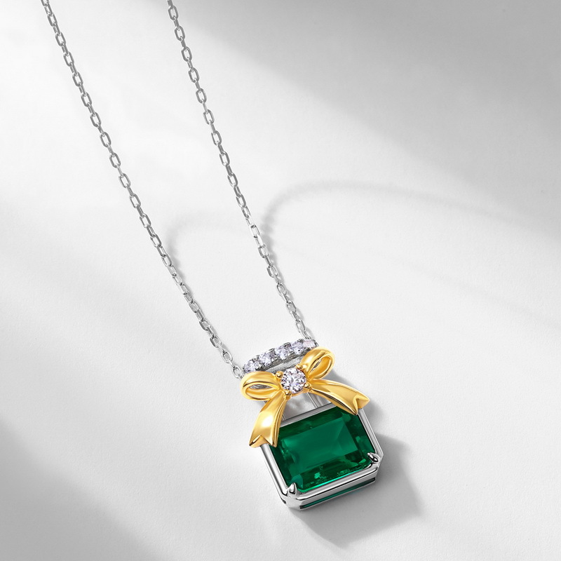 perfume-bottle-pendant