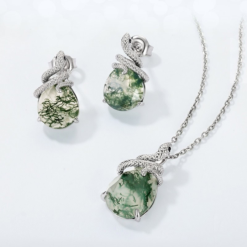 Feng Shui snake moss agate necklace