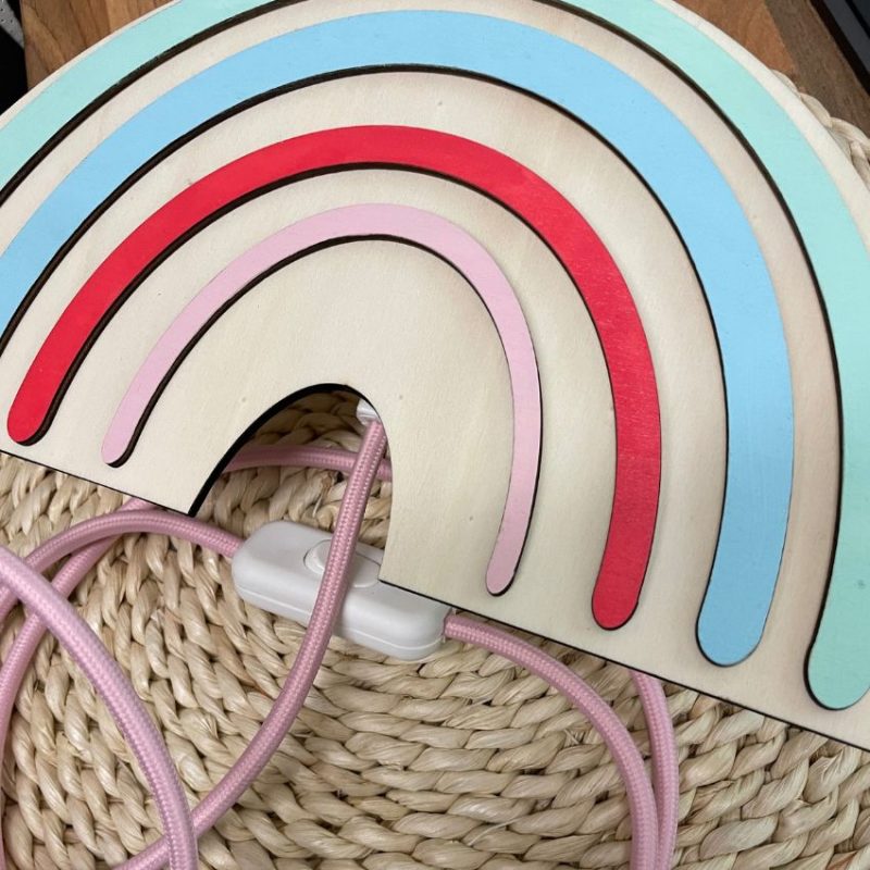 Houten Wandlamp Regenboog