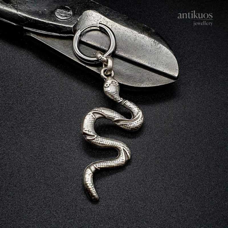 Manasa earring