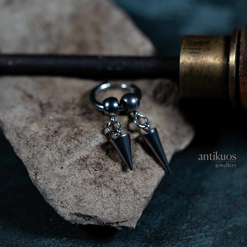 Double spike II, earring