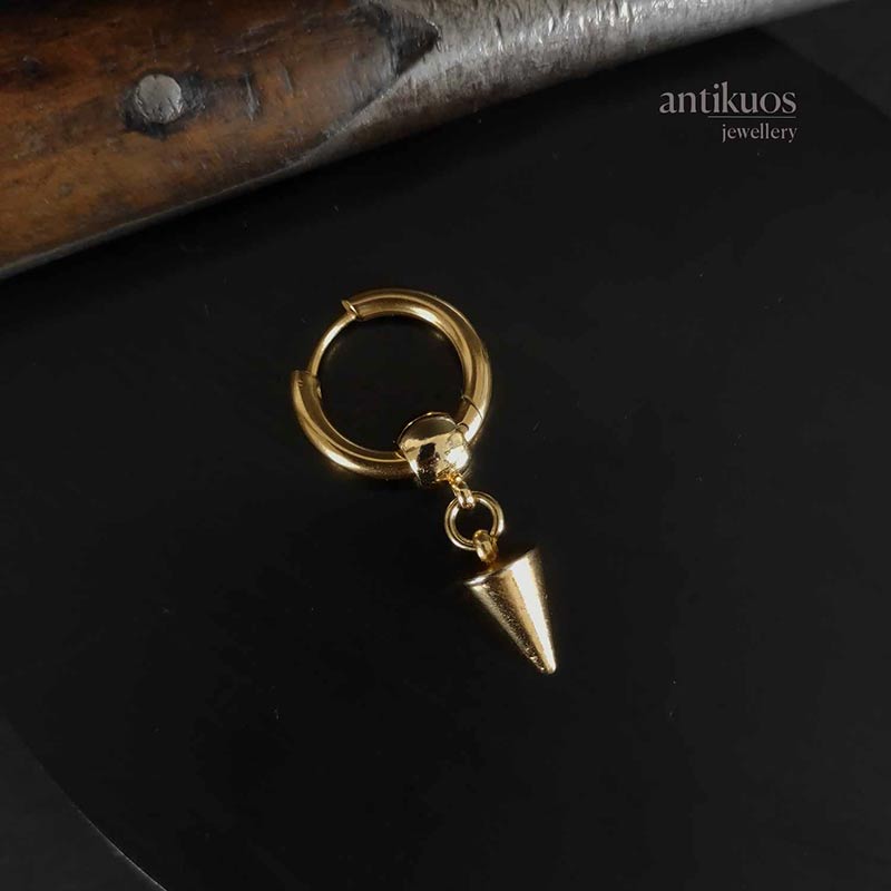 Small gold spike earring