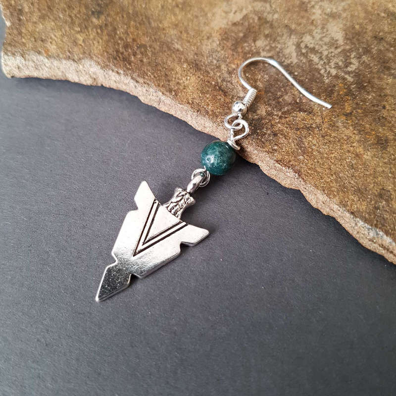 Green Silver Arrow earring - Image 2