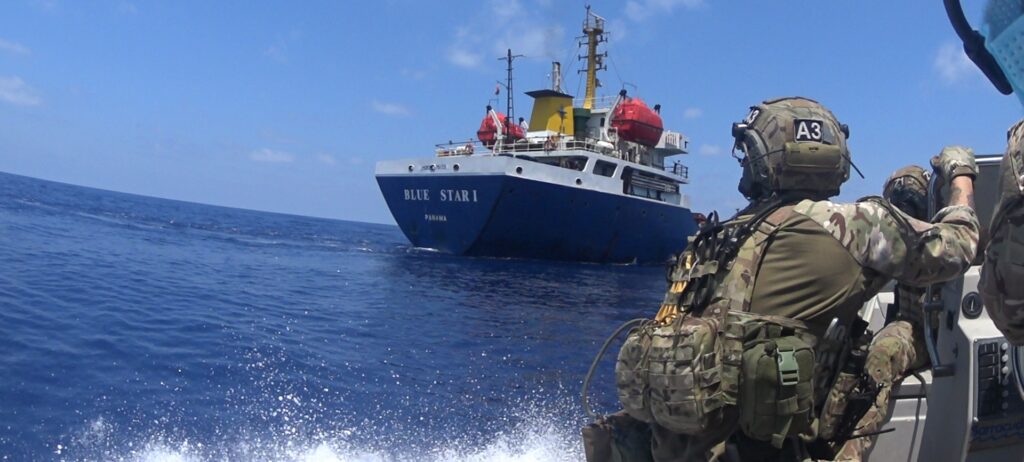 Operazione Irini: il ruolo cruciale dell’UE e dell’ONU nel controllo delle armi e nel mantenimento della pace nel Mediterraneo