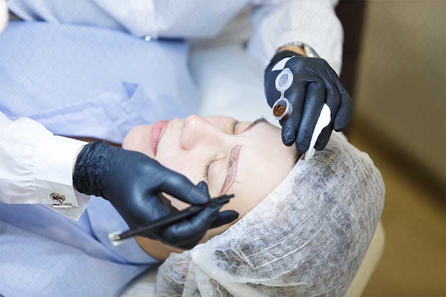 Causes of eyebrow hair loss and how to grow eyebrows