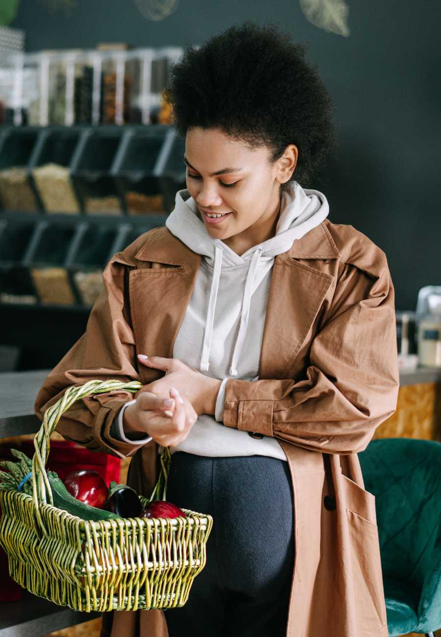 how to manage a checking account