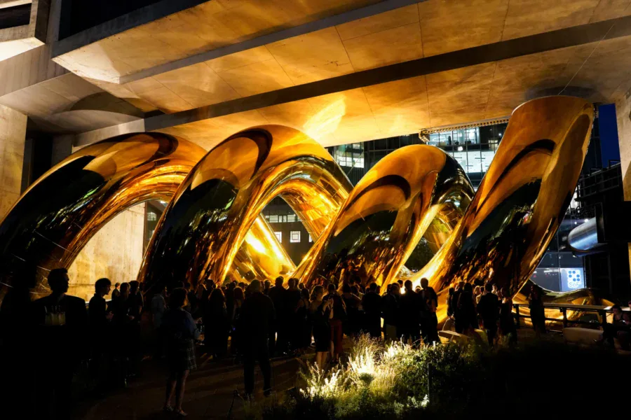 BVLGARI’S SERPENTI TAKES OVER NEW YORK PHOTO