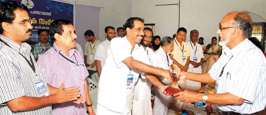 DISTRICT PANCHAYATH & SSI AWARD 2010