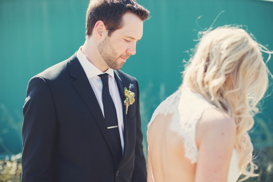 Gloria Ferrer Wedding Elopement in Napa Vineyard ©Anne-Claire Brun 0060