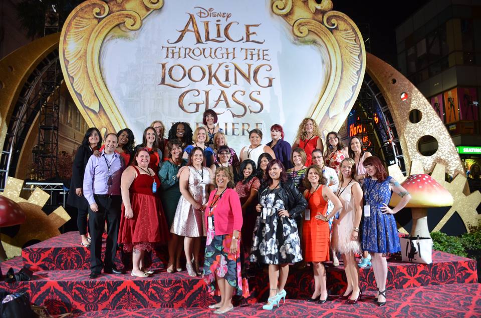 Glass movie premiere hotsell