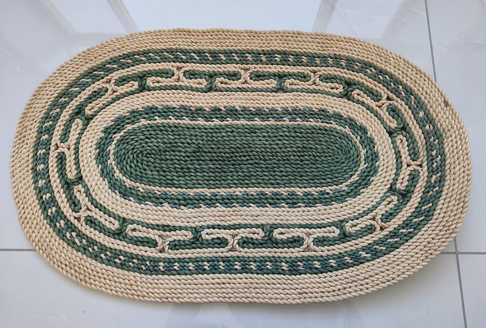braided rug (2)