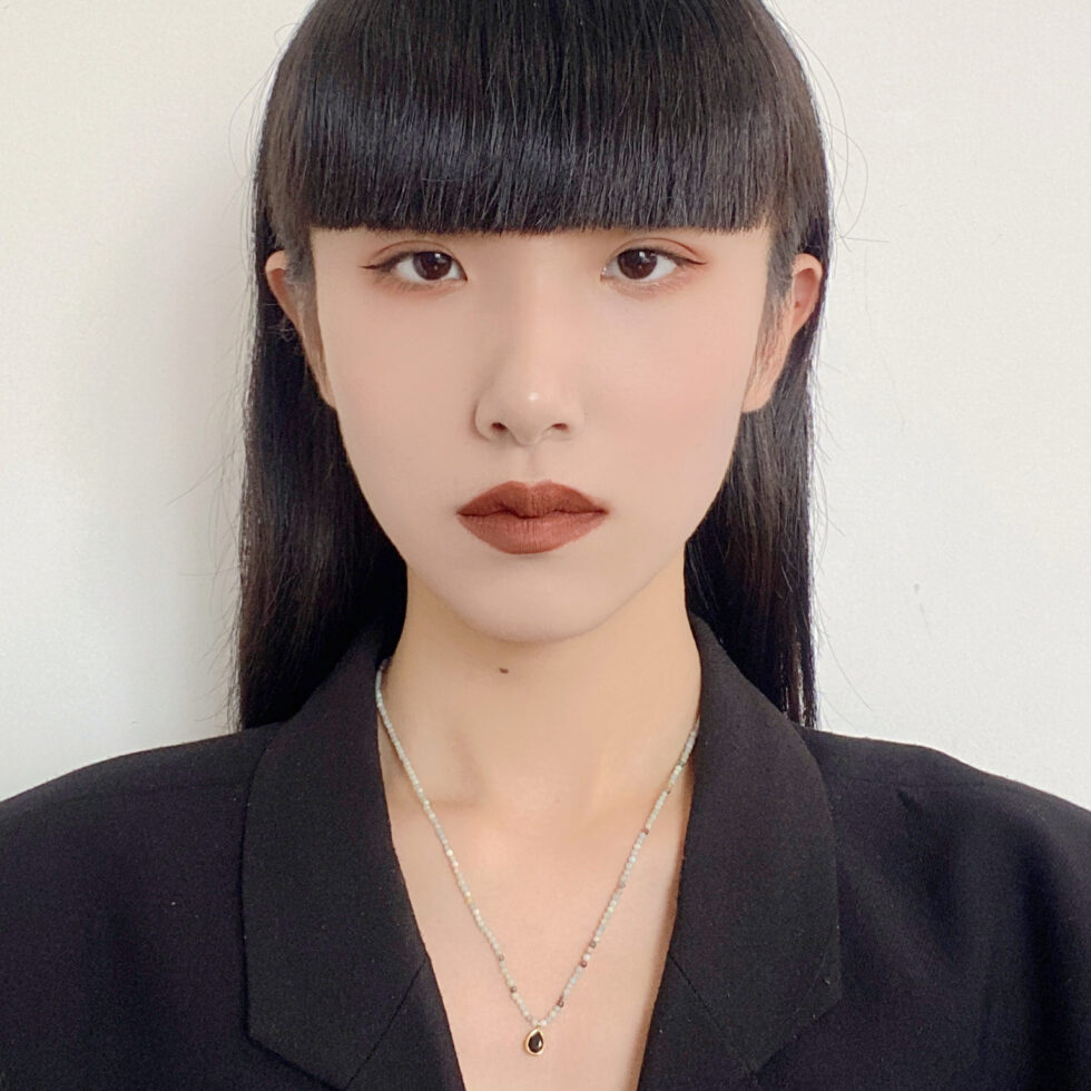 Compact jewelry case