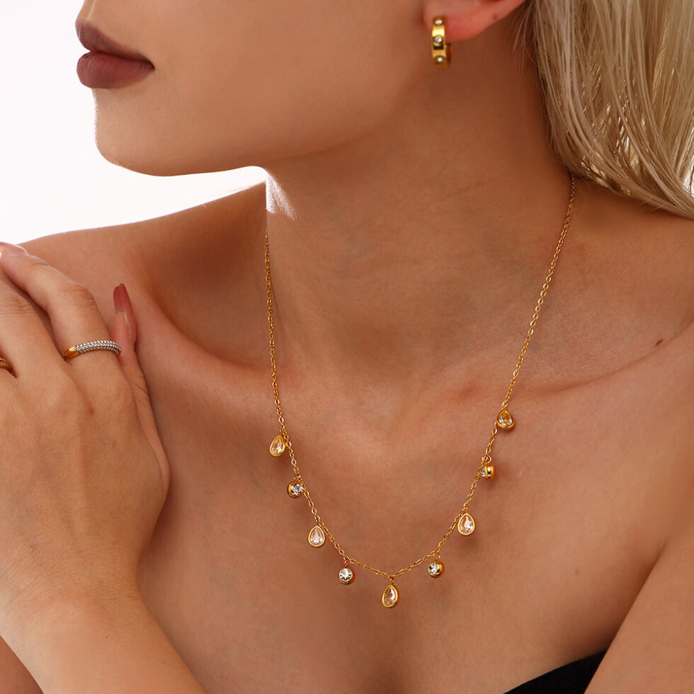 Five-element zircon necklace colors