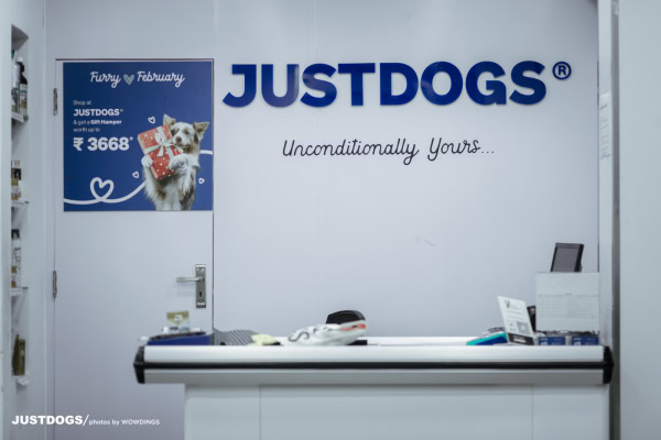 JUSTDOGS INSTORE PET EVENT