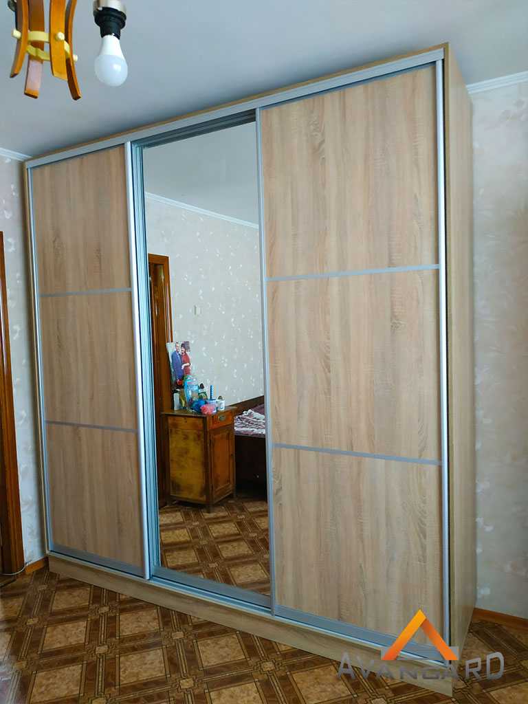 шкаф купе с МДФ фасадами