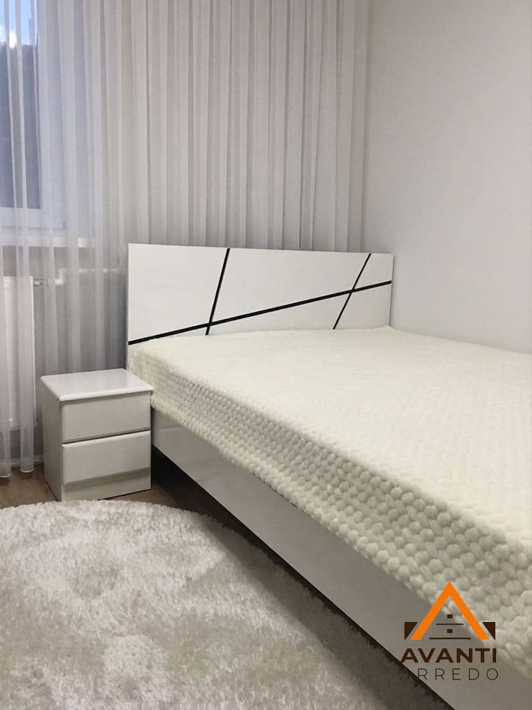 Montaggio letto matrimoniale moderno a Macerata