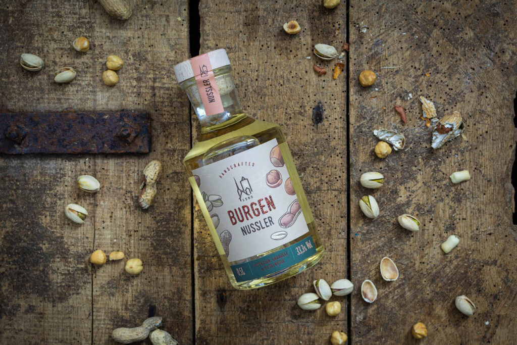 Burgen Nussler Spirituose